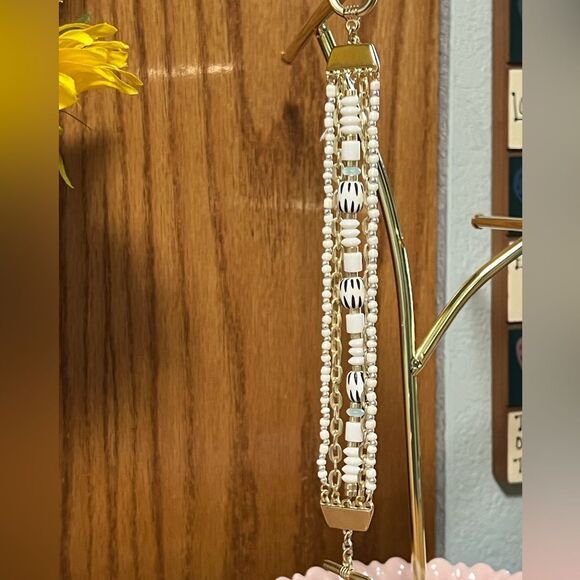 Lucky Brand Gold and White Crystal Bracelet NWOT #LBBR1 - Picture 1 of 8
